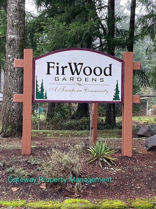 623 Firwood Ct in Shelton, WA - Building Photo