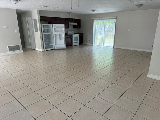 4609 Marbello Blvd in Orlando, FL - Building Photo - Building Photo