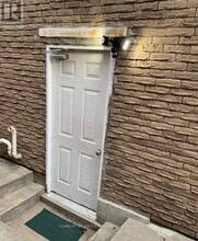 18 Pickard Ln in Brampton, ON - Building Photo - Building Photo