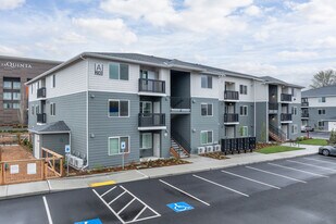 zzzWalnut Trail in Burlington, WA - Building Photo