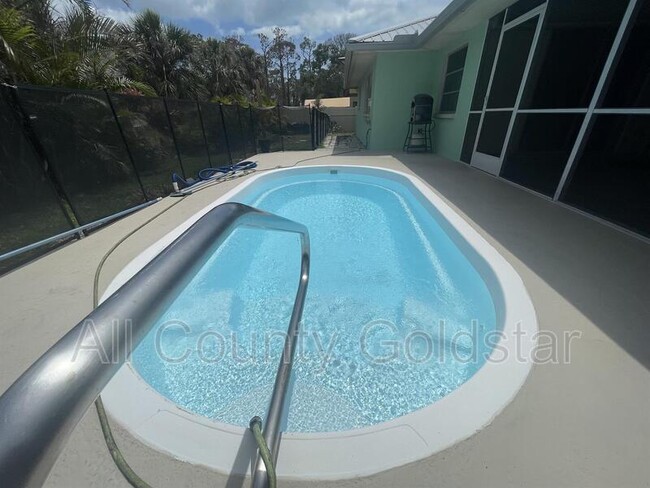property at 1845 Edison Dr
