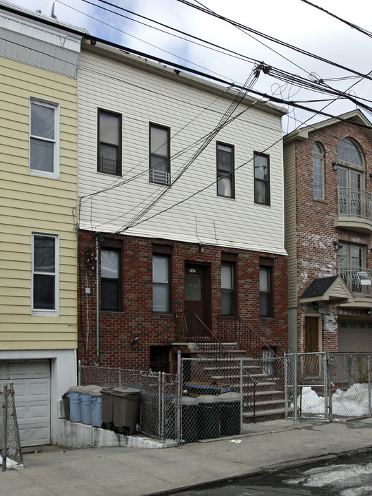 237 Webster Ave in Jersey City, NJ - Building Photo