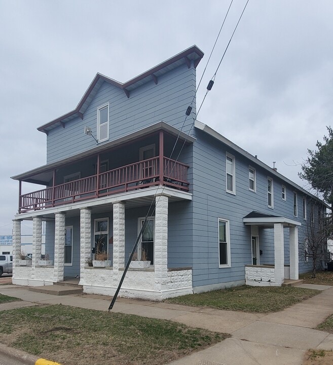 2324 Wyatt Ave in Stevens Point, WI - Building Photo