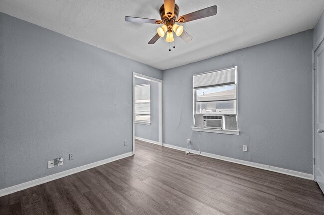 property at 1919 McDuffie St