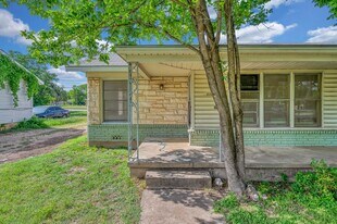 3701 Parkwood St in Waco, TX - Building Photo