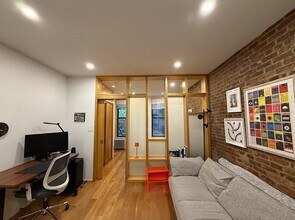 100 Suffolk St in New York, NY - Building Photo - Building Photo
