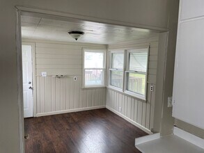 926 E Maywood Ave in Peoria, IL - Building Photo - Building Photo