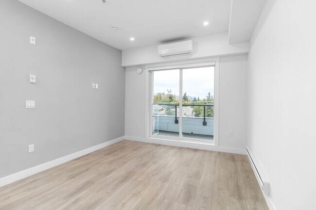 14438 72 Av in Surrey, BC - Building Photo - Building Photo