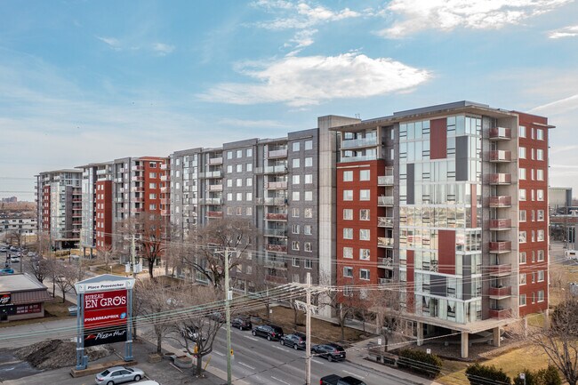 4650-4760 Jean-Talon Rue E in Montréal, QC - Building Photo - Building Photo