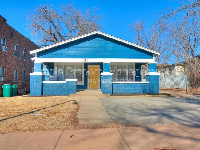 property at 421 NW 25th St