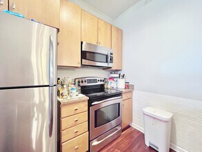 4 Repton Pl in Watertown, MA - Building Photo - Building Photo