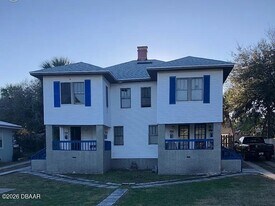 827 N Oleander Ave in Daytona Beach, FL - Building Photo