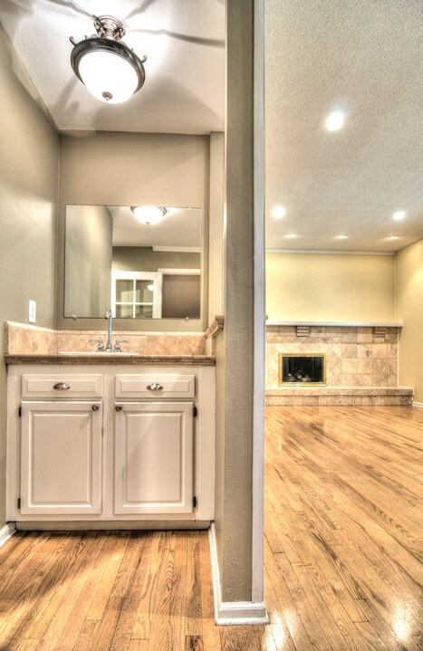 8444 Wildflower Pl in Lone Tree, CO - Building Photo