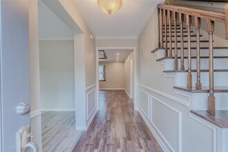 5938 Theall Rd in Houston, TX - Building Photo - Building Photo