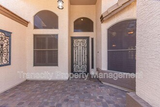 1028 E Orchid Ln in Gilbert, AZ - Building Photo - Building Photo