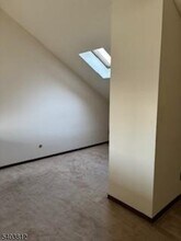 3 Gray Rock Dr in Vernon, NJ - Building Photo - Building Photo