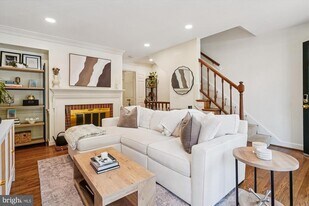 1223 Michigan Ct in Alexandria, VA - Building Photo