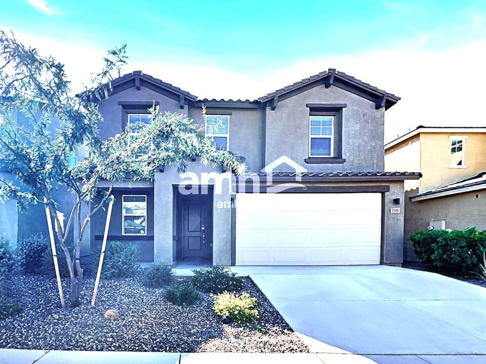 7500 S Via Bombachas in Tucson, AZ - Building Photo