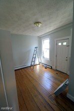 117 Hampshire St-Unit -Apt 2 in Cambridge, MA - Building Photo - Building Photo