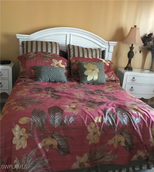 property at 3032 Sandpiper Bay Cir