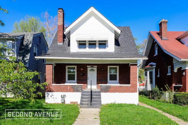 property at 646 S 43rd St