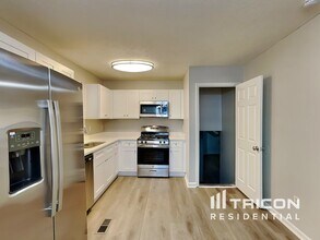 476 Hale Haven Dr in Douglasville, GA - Building Photo - Building Photo