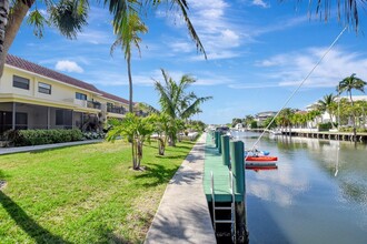 1109 Bel Air Dr in Highland Beach, FL - Building Photo - Building Photo