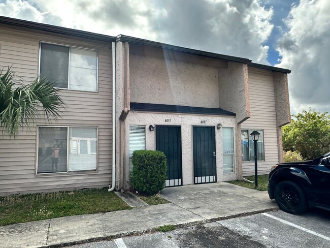 4035 Norwich Rd in Orlando, FL - Foto de edificio - Building Photo
