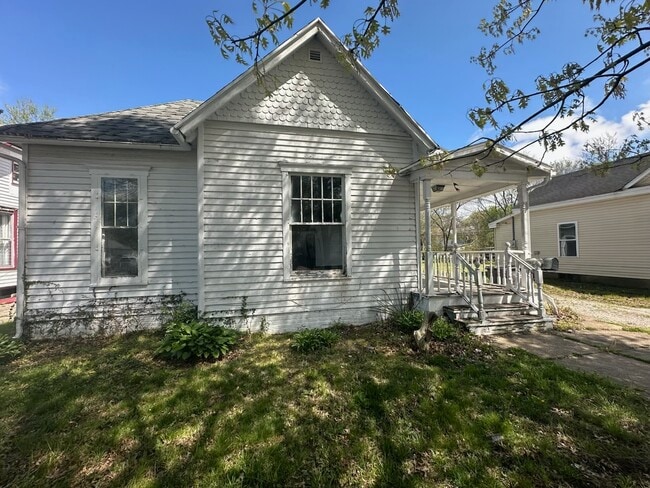 property at 517 Sheridan St