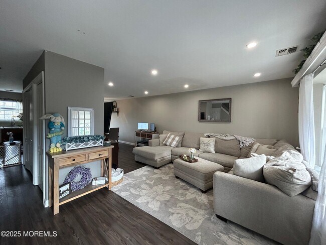 property at 60 County Rd