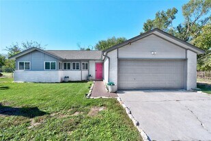 13314 Briar Hollow Dr in Austin, TX - Building Photo