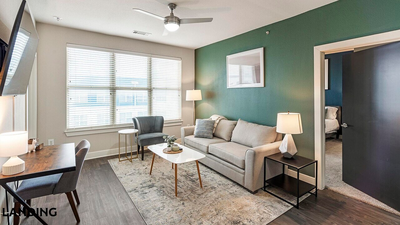 1415 N Main Ave, Unit 2463 in San Antonio, TX - Building Photo