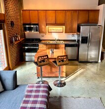 640 Glen Iris Dr NE, Unit #317 in Atlanta, GA - Building Photo - Building Photo