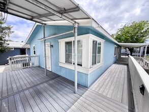 525 W El Norte Pkwy in Escondido, CA - Building Photo - Building Photo