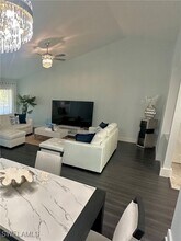 9828 Luna Cir in Naples, FL - Building Photo - Building Photo