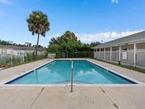The Groves at Wimauma in Wimauma, FL - Foto de edificio - Building Photo