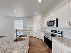 5966 Verdigris Dr in West Jordan, UT - Building Photo - Building Photo