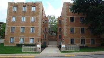 666 Florida Ave in Pittsburgh, PA - Foto de edificio