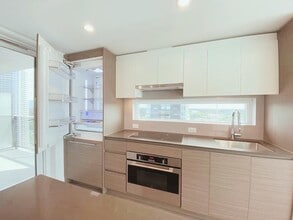 13615 Fraser Hwy in Surrey, BC - Building Photo - Building Photo