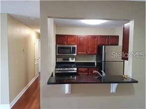 2059 Dixie Belle Dr in Orlando, FL - Building Photo - Building Photo