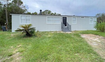 3559 Reagan Blvd in Lake Wales, FL - Building Photo