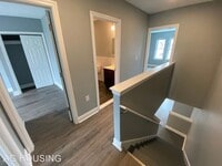 5606 Florence Ave photo'