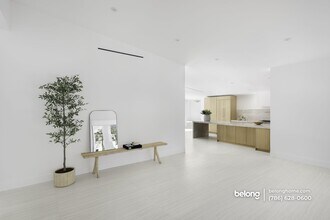 8800 SW 118th St in Miami, FL - Building Photo - Building Photo