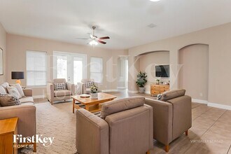 1656 Fairway Ridge Dr in Orange Park, FL - Building Photo - Building Photo