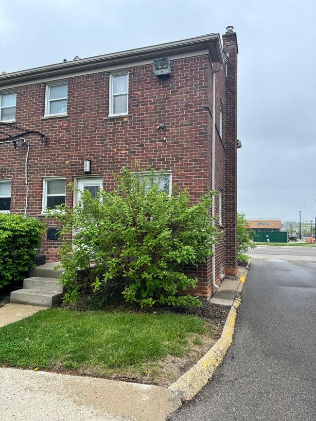 3324 Coolidge Hwy, Unit 48 in Royal Oak, MI - Building Photo - Building Photo