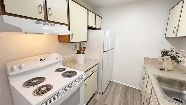 Autumn Ridge in Canton, MI - Building Photo - Building Photo