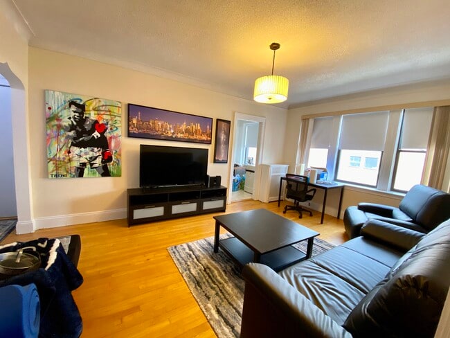 137 Englewood Ave, Unit 42 in Boston, MA - Building Photo - Building Photo