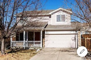 2513 S Genoa St in Aurora, CO - Building Photo