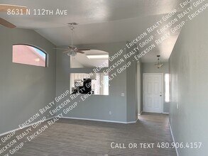 8631 N 112th Ave in Peoria, AZ - Building Photo - Building Photo