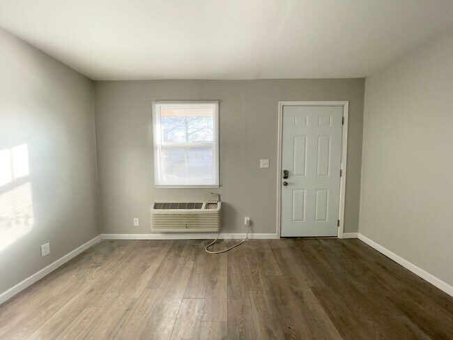 1812 W 7th St in Muncie, IN - Building Photo - Building Photo